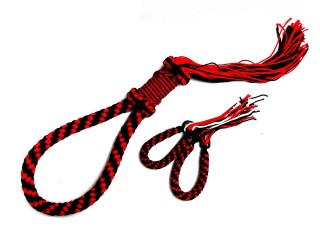Mongkol und Prajead Muay Thai Kampfschmuck : Schwarz/Rot